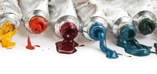 Confira no artigo como diluir tinta a óleo e conheça os materiais mais indicados para utilizar nesse processo.