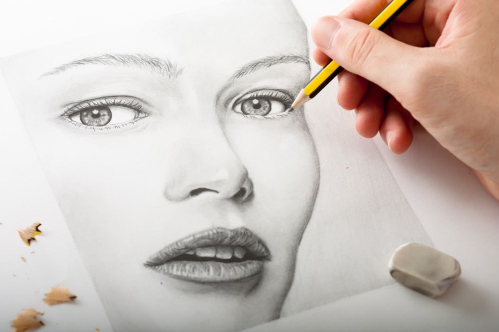 Saiba o que considerar para escolher os lápis necessários para desenhar desde lápis de grafite até lápis aquarelável.