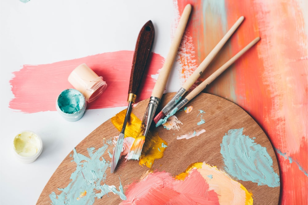 Explore as possibilidades da pintura a óleo: saiba quais são as ferramentas e materiais essenciais para começar a pintar.